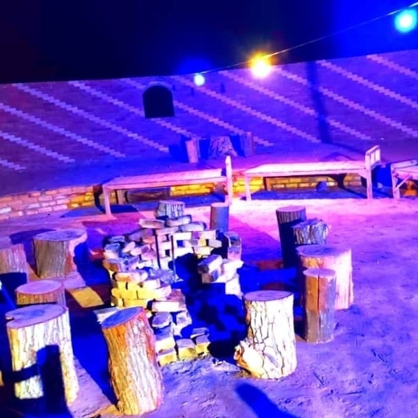 کویرمرنجاب آتش بازی و تماشای ستاره ها