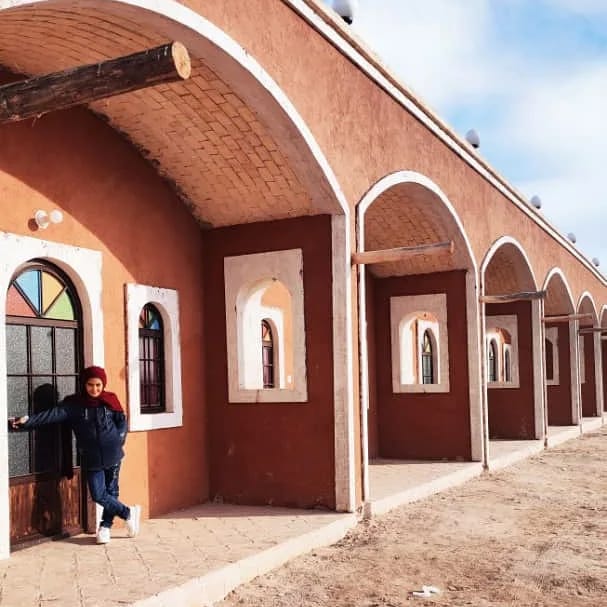 کویر مرنجاب مجتمع گردشگری لیلی و مجنون اقامتگاه کاروانسرا کویرمرنجاب