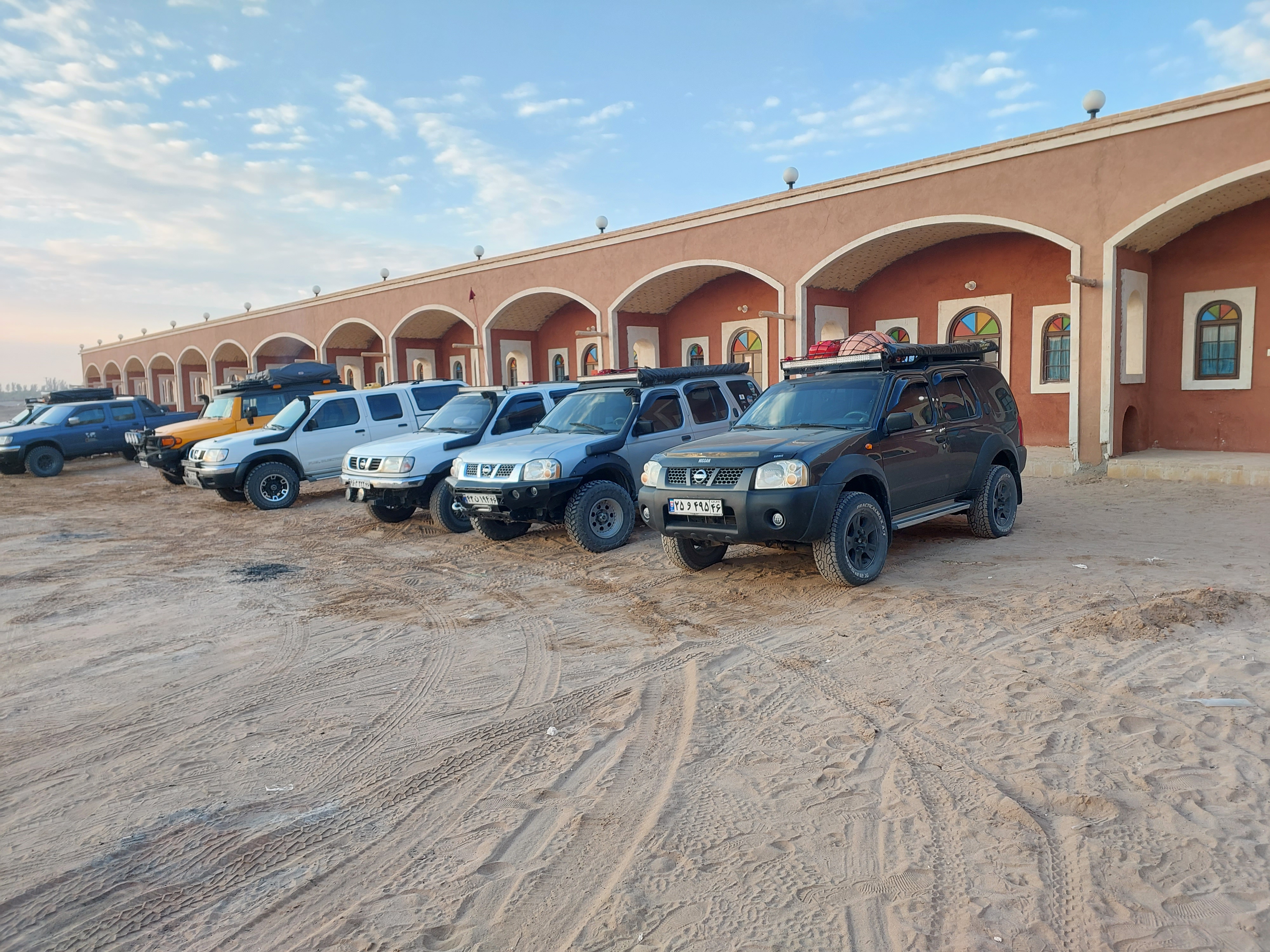 مجتمع گردشگری لیلی و مجنون اسکان در دل کویر مرنجاب رزرو و اجاره اتاق و سوعیت آران و بیدگل کاشان