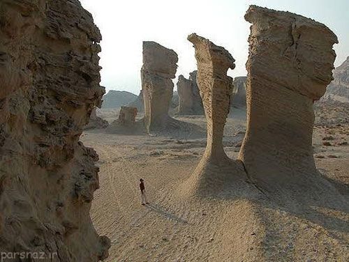 کویرمرنجاب نزدیکترین کویر به تهران و اصفهان فصل کویر و زیباترین کویر و اجاره در کویر با اقامتگاه لیلی و مجنون