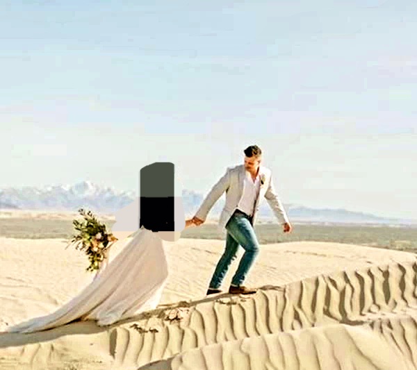 ایده عکاسی فرمالیته عروسی – کویر،عکاسی درکویر و بیابان و گل و گلاب